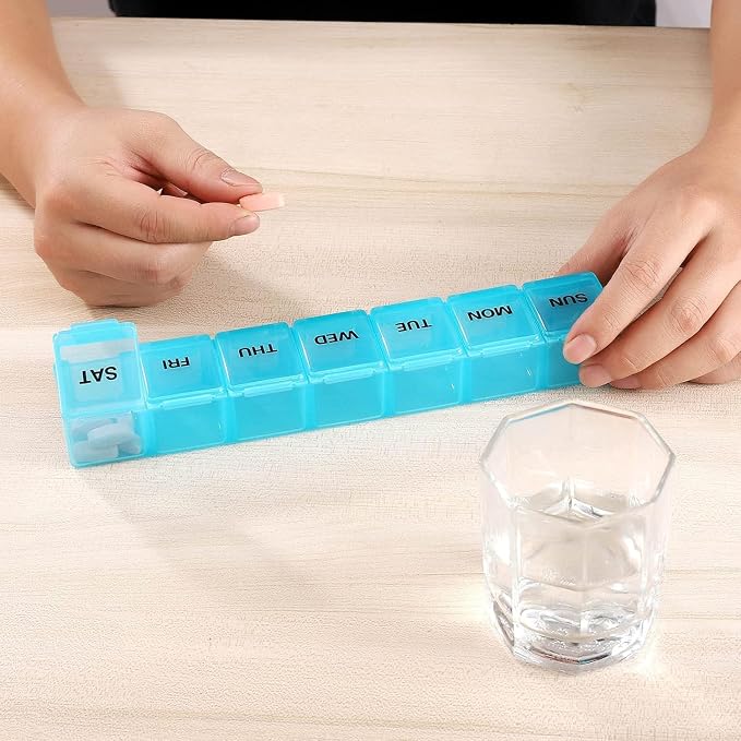 Pill Organizer 7-Day Weekly Pill Organizer | Portable Medicine, Daily Pill Cases for Pills/Vitamin/Fish Oil/Supplements