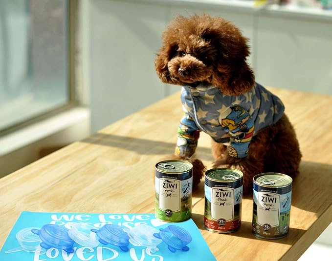 COMTIM Pet Food Can Lids, Silicone Stretch Can Lids Covers for Dog Cat Food, Reusable Expandable Universal Size Fit Most Cans and Jars, 6 Pack