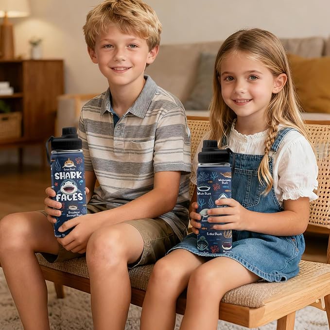 Shark Gifts for Boys, 18 oz Stainless Steel Water Bottles with 2 Lids, Insulated Water Bottle with Straw, Shark Cups for Travel Sports Outdoor, Birthday Christmas Gifts for Boys Ocean Animals Lovers