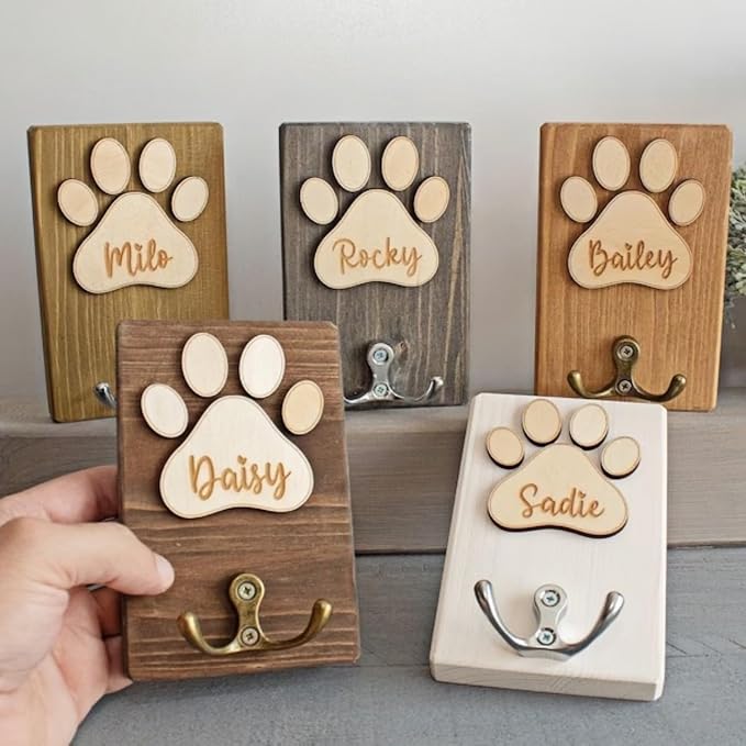 Personalized Wooden Pet Leash Hook, Custom Engraved Dog Name Hook Rack Pet Collar Wall Mount Organizer Gift for Dog Lovers