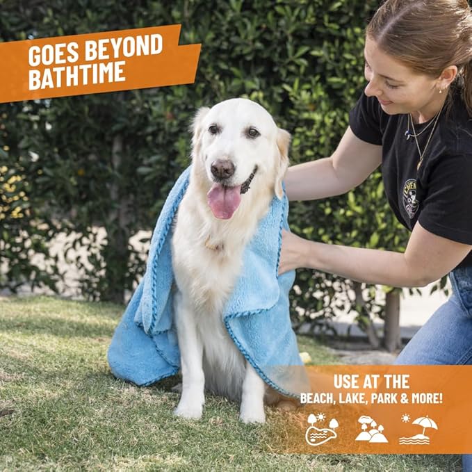 Chemical Guys Furrocious Super Absorbent, Ultra Soft Microfiber Pet Towel for Drying & Grooming Dogs, Cats & More, Blue (25 inches x 36 inches) PCS1996 - Pet Blanket, Pet Bed Topper
