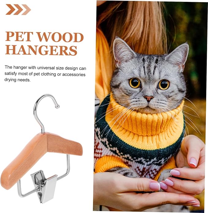Pet Clothes Hanger Wooden Dog Clothing Rack Clip Lightweight and Portable Apparel Display for Dogs and Cats for Indoor and Outdoor Use