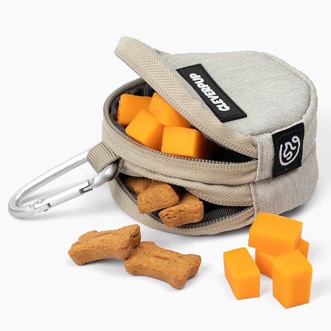 Cleverpup Snackpack Double Insulated Dog Treat Pouch – 1.5 Cup Capacity, 2 BPA-Free Waterproof Zipper Pockets, Carabiner for Belt/Leash – Compact Training & Travel Bag – Sand