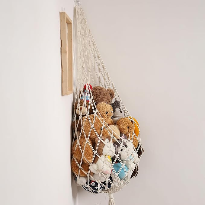 Amdermi Stuffed Animal Hammock Corner, Boho Macrame Plush Toy Storage Net for Wall, Hanging Stuffed Animal Holder for Nursery, Playroom, Kids Room, Cream