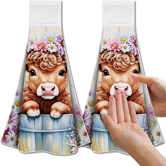 CUTHOLLOW Highland Cattle and Daisy Hanging Kitchen Towels with Loop, Set of 2-Soft & Super Absorbent Microfiber Decorative Hanging Dish & Hand Towel, Tea Coffee Towel for Kitchen Bathroom Oven Handle
