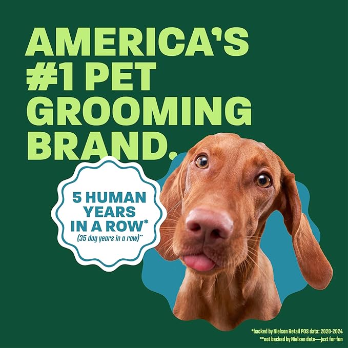 TropiClean Dog Ear Wash, Vet Recommended Ear Cleaning Solution for Itch Relief, Odor Eliminating, Non Stinging Alcohol-Free, Cat Safe, USA Made, 4oz