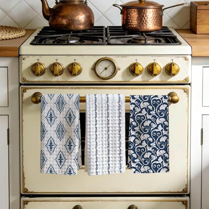 3 Pcs Retro Flower Kitchen Towels, Colorful Flower Soft Absorbent Hand Tea Towel, Microfiber Dish Cloths for Drying Dishes, Waffle Dish Towels for Kitchen Farmhouse Decor, Floral Gifts for Women Mom02