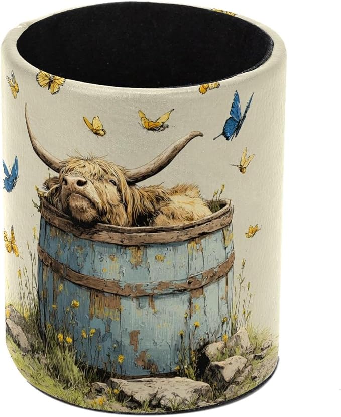Faux Leather Pen Holder for Desk, Pencil Organizer Highland Cow Pen Cup Desk Decor Makeup Brush Holder Storage for Office Home