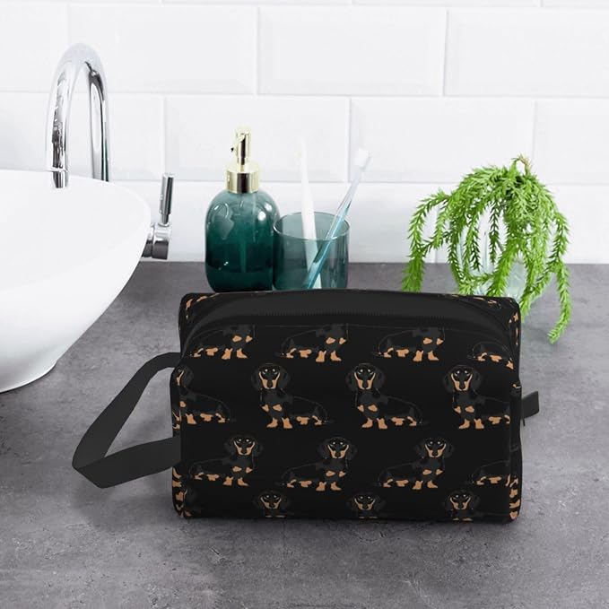 Dachshund Weiner Pet Dogs Print Travel Toiletry Makeup Bag for Women and Men, Large Capacity Organizer, for Accessories, Cosmetics, Shampoo, Brushes and Essentials