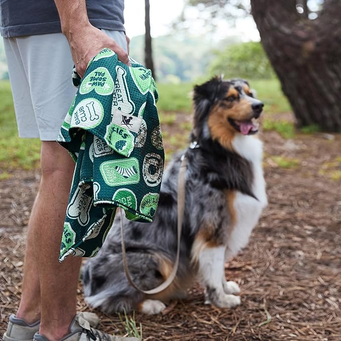 Dock & Bay Pet Towel - Super Absorbent & Quick Drying Dog Towels with Bag - 100% Recycled - Dog & Bay Club, Medium (90x50cm, 35x19)