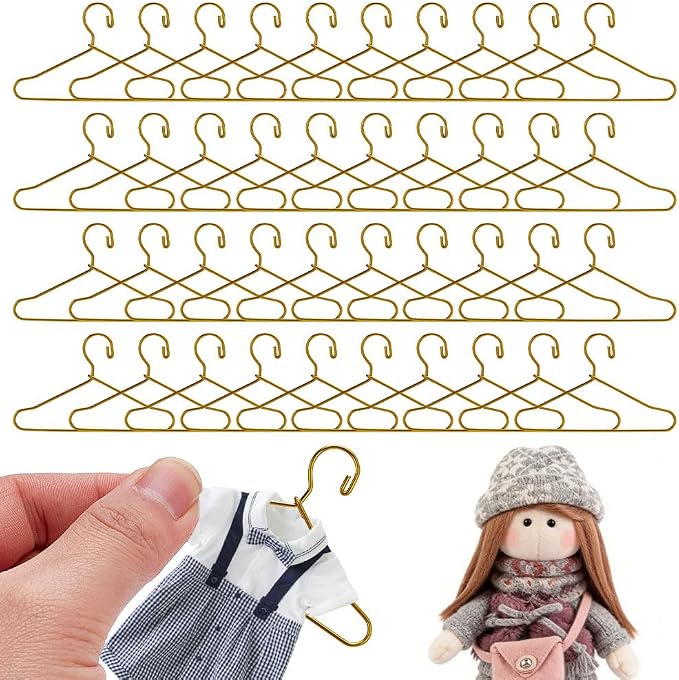 40 Pcs Mini Metal Clothes Hangers 2.6x1.6 Hanger Hooks for Small Clothing Racks Tiny Gold Wire Garment Holder Mini Doll Clothes Hangers for Dollhouse Wardrobe Gown Dress Outfit