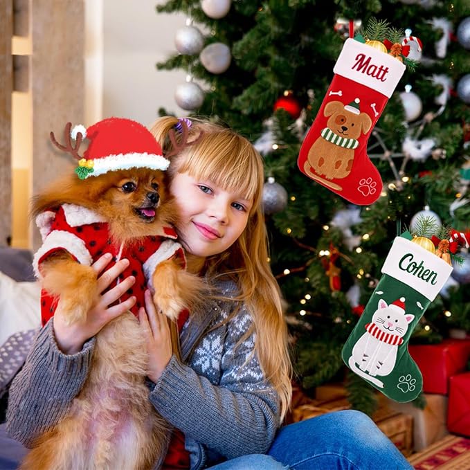 Personalized Christmas Stockings for Dogs Cats, Custom Pet Christmas Stockings with Embroidered Name, Red Green Dogs Cat Xmas Stockings for Holiday Decoration (3 Pcs)