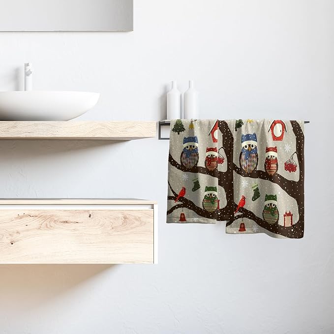 Giwawa Christmas Owl Towels 2PCs Xmas Red Birds Larger Hand Face Towel Winter Tree Berries Absorbent Microfiber Fingertip Towels Soft Guest Face Towel for Bathroom Spa Home Decor