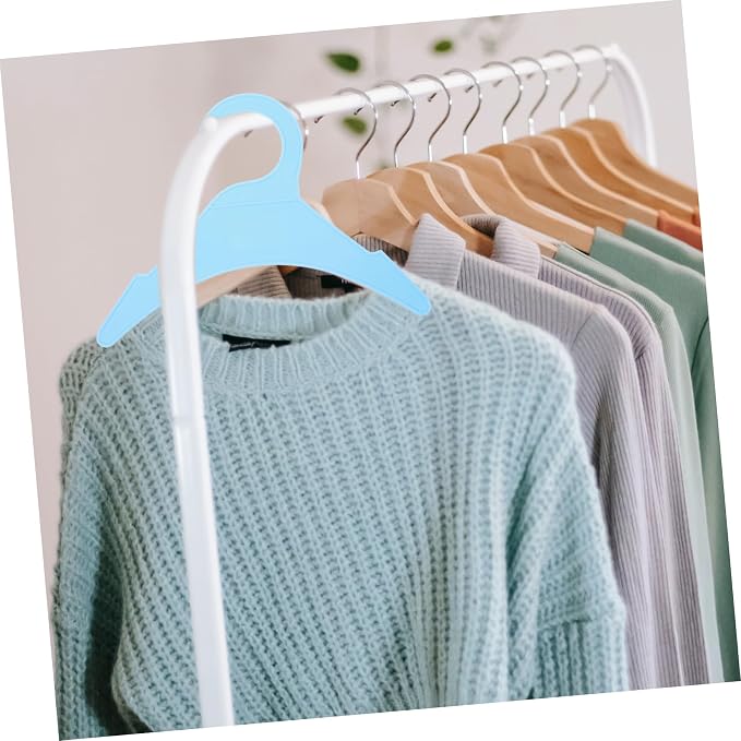COLLBATH 10pcs Heavy Duty Pet Garment Hangers Plastic Cat Clothes Rack for Organizing Pet Apparel Non-Skid Design for Closet and Indoor Use