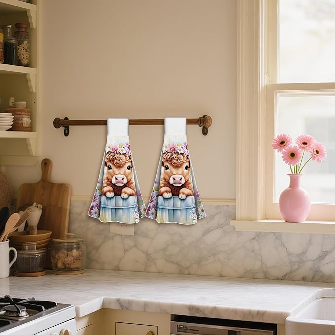 CUTHOLLOW Highland Cattle and Daisy Hanging Kitchen Towels with Loop, Set of 2-Soft & Super Absorbent Microfiber Decorative Hanging Dish & Hand Towel, Tea Coffee Towel for Kitchen Bathroom Oven Handle