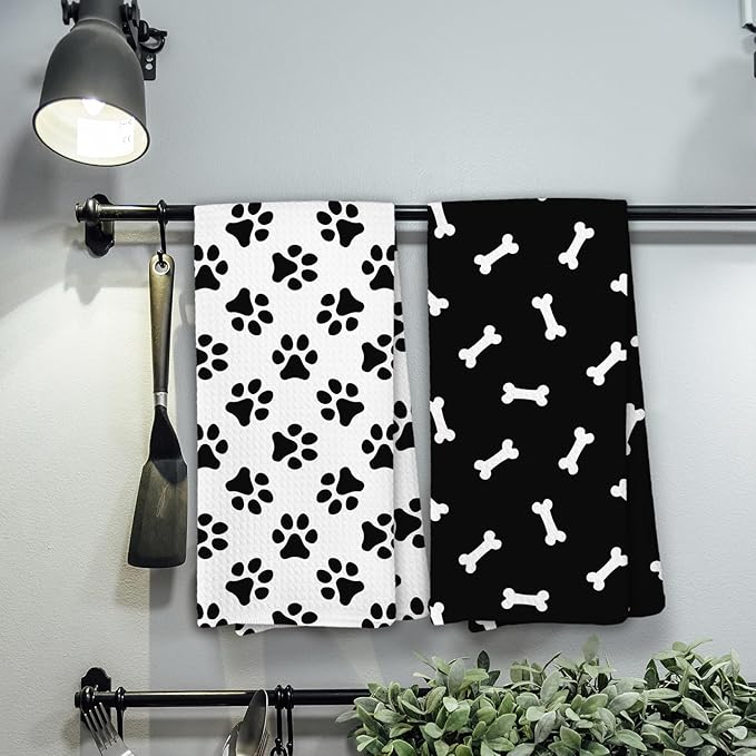 Black and White Dog Paws Kitchen Towels, Dog Mom Dad Lovers Gifts Dish Towels for Kitchen, Dogs Bathroom Hand Towels Decorative Set of 2, Pet Lover Gifts for Women Men Home & Kitchen