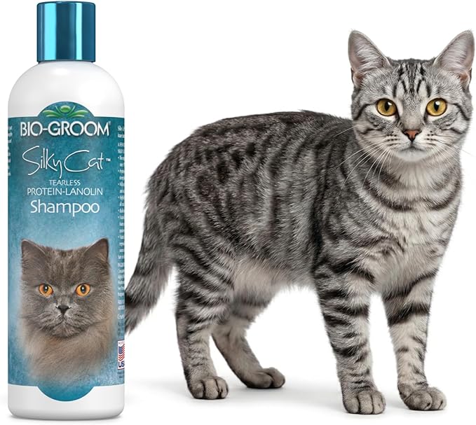 Bio-Groom Protein Lanolin Cat Shampoo – Tear-Free Pet Shampoo, Soy Protein, Cat Bathing Supplies, Residue-Free, Cruelty-Free, Made in USA, Tearless Cat Products – 8 fl oz 1-Pack