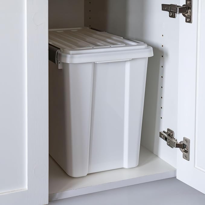 IRIS USA Dog Food Storage Container, Up to 30 lbs, White, Made in USA | Includes 2-Cup Sccop, Stacklable, BPA-Free, 4 Secure Latches, Bird Seed, Chicken Feed, Pellets, Camping