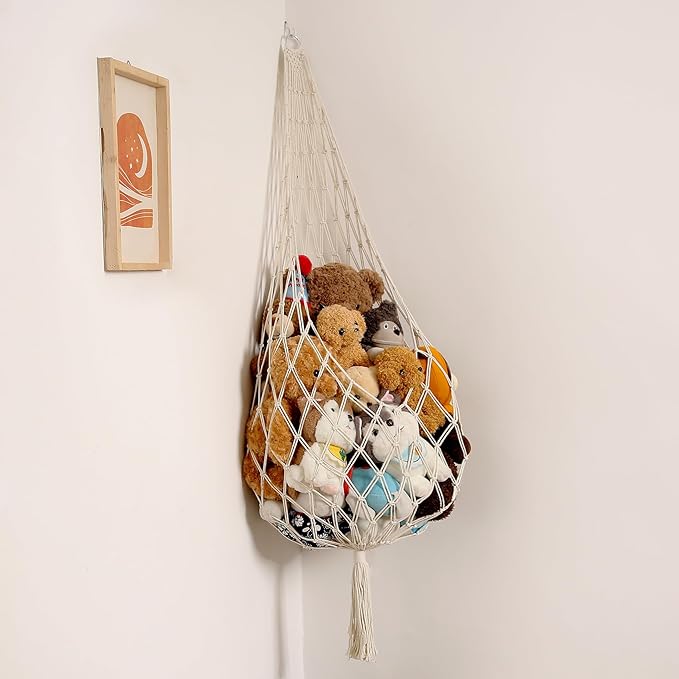 Amdermi Stuffed Animal Hammock Corner, Boho Macrame Plush Toy Storage Net for Wall, Hanging Stuffed Animal Holder for Nursery, Playroom, Kids Room, Cream