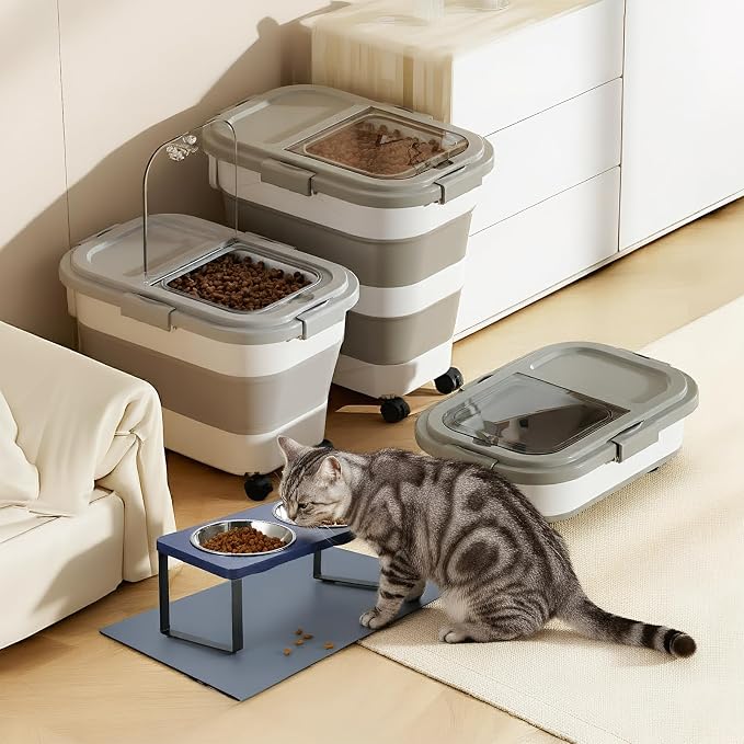 Summark 15 Lbs Dog/Cat Food Storage Container,Collapsible Food Storage Containers with Rolling Wheel Airtight Locking Lid,Pet Food Storage Container with Cup and Scoop,Grey