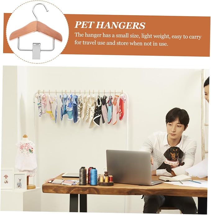 Pet Clothes Hanger Wooden Dog Clothing Rack Clip Lightweight and Portable Apparel Display for Dogs and Cats for Indoor and Outdoor Use