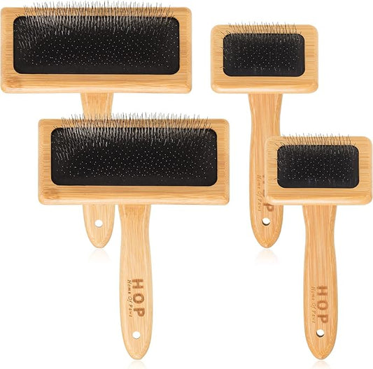 Rtteri 4 Pcs Wooden Wool Carder Hand Carders Slicker Brush Wool Carding Brush Needle Felting Tool for Yarn Weaving Blending Roving Craft Project Kit Supplies Pet Grooming, 2 Sizes