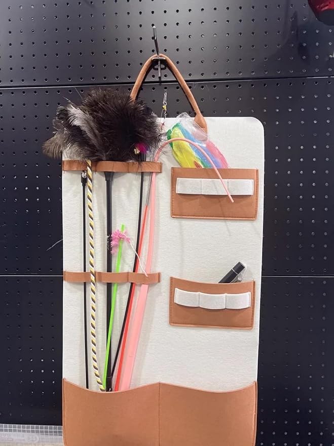 Cat Toy Storage Hanging Bag, Cat Teaser Toy Wand Toy Holder Pet Storage Box Organizer(White Brown)