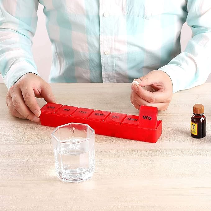 Pill Organizer 7-Day Weekly Pill Organizer | Portable Medicine, Daily Pill Cases for Pills/Vitamin/Fish Oil/Supplements