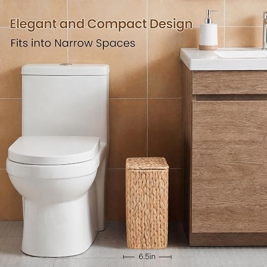 Wicker Trash Can,3 Gallon Bathroom Trash Can with Lid,Handwoven Water Hyacinth Rattan Waste Basket with Removable Liner and Built-in Handles for Bedroom,Toilet,Narrow Spaces