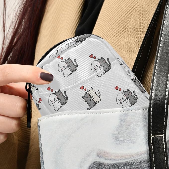 Love Between Pets Pattern Pill Organizer Portable Travel Pill Case Weekly Pill Box for Medicine Vitamin Supplement