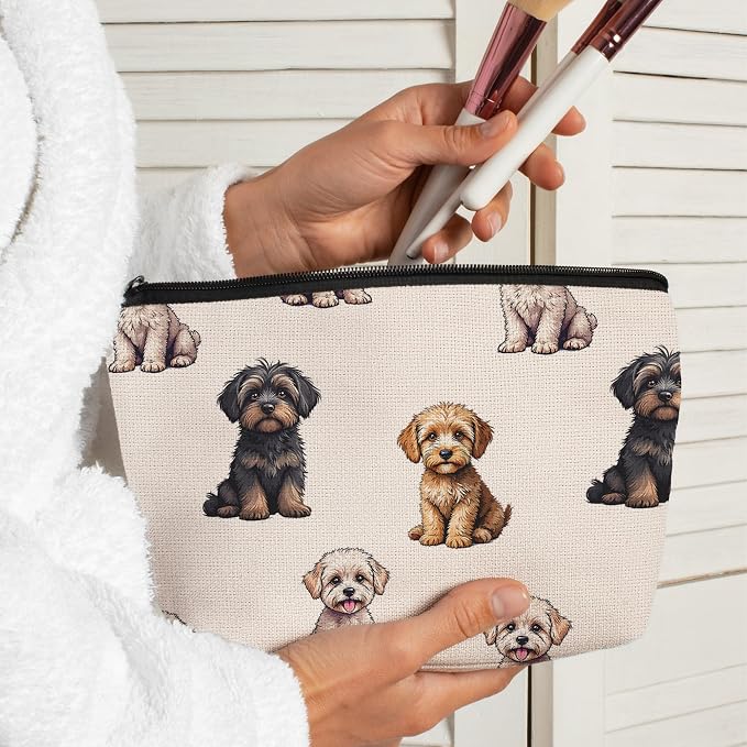 Cavapoo Dog Makeup Bag, Cavapoo Lovers Gifts Cosmetic Bag for Women, Dog Mom Lovers Owner Gifts for Women Christmas, Pet Lover Gift Zipper Travel Makeup Pouch for Purse