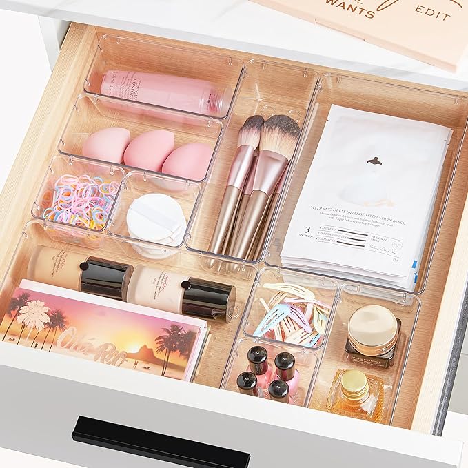 Vtopmart 15 PCS Clear Plastic Drawer Organizers Set, Vanity Organizer Trays | 4-Size Versatile Makeup Organizer, Non-Slip Storage Containers for Makeup, Jewelries, Bedroom，Kitchen Utensils and Office