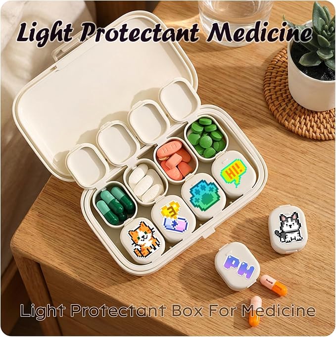 Cute 7 Day Pill Organizer Box with Medicine Labels, 8 Compartments Travel Pill Case Airtight Moistureproof, for Vitamins, Fish Oil, Supplements