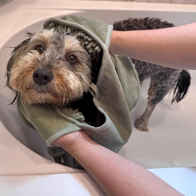 SPOT Clean Paws Chenille Microfiber Dog Towel, Super Absorbent with Corner Hand Pockets, Dries Wet Paws & Body Fast, Machine Washable, 30 x 16 in, Assorted Colors