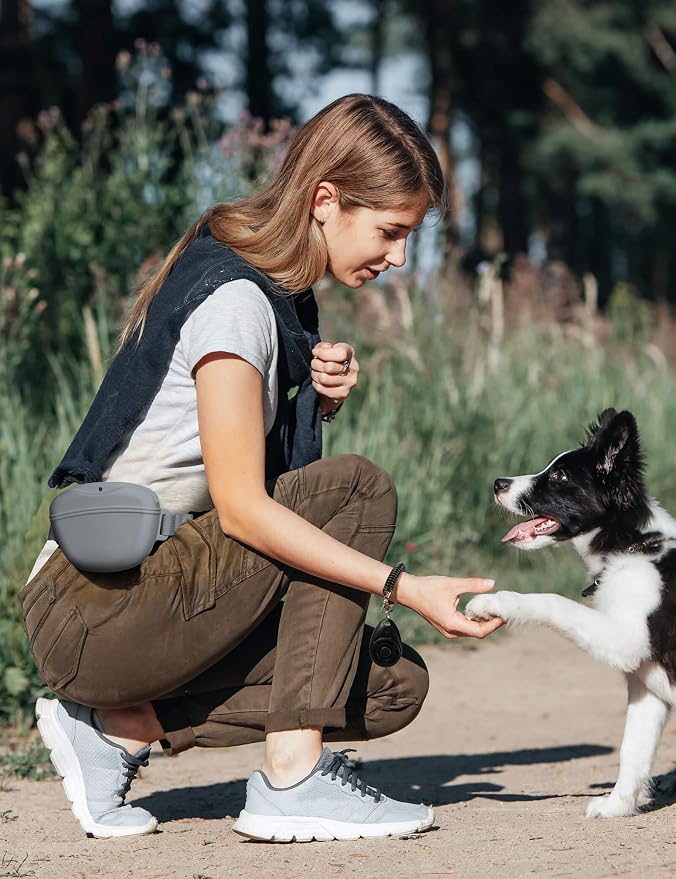 heouvo 1.67 Cup Dog Treat Pouch with Training Clicker (Grey) | Magnetic Closure, Silicone Bag with Waist Belt for Pet Training & Walking, Easy One-hand Treat Access