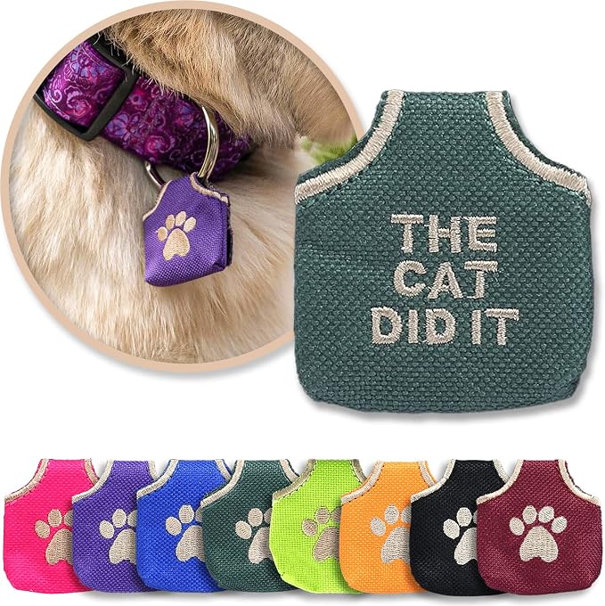 Woofhoof Dog Tag Cover (GreenThe Cat Did It)