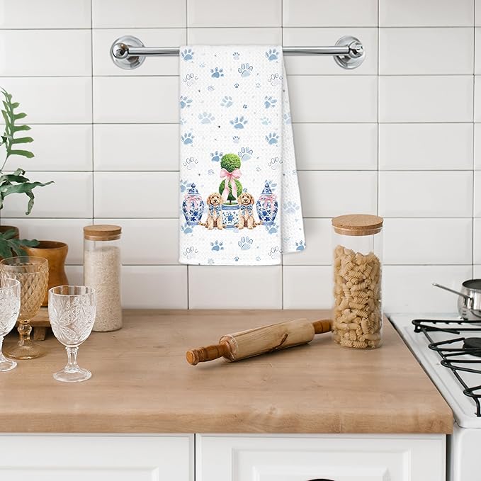 Blue Chinoiserie Christmas Goldendoodle Kitchen Towels, Goldendoodle Gifts Dish Tea Towels for Kitchen, Coquette Pink Bow Xmas Tree Golden Doodle Dog Hand Towel for Bathroom, 16x24 Inch