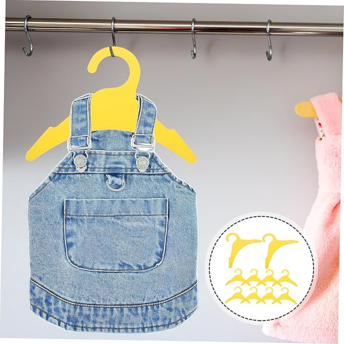 Toyvian 10pcs Dog and Cat Clothing Hangers Non-Skid Pet Clothes Rack for Easy Hanging of Pet Apparel Plastic Design