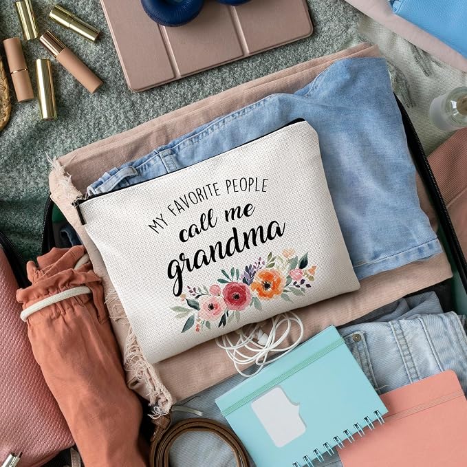 DILSJ Grandma Gifts Makeup Bag, Grandma Gifts For Christmas From Grandson Grandkids Cosmetic Bags For Women, Grandmother Gift Zipper Makeup Pouch Travel Organizer Toiletry Bag