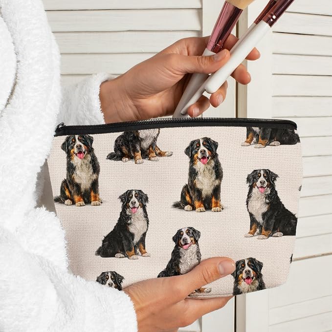 Bernese Mountain Dog Makeup Bag, Bernese Mountain Lovers Gifts Cosmetic Bag for Women, Dog Mom Lovers Owner Gifts for Women Christmas, Pet Lover Gift Zipper Travel Makeup Pouch for Purse