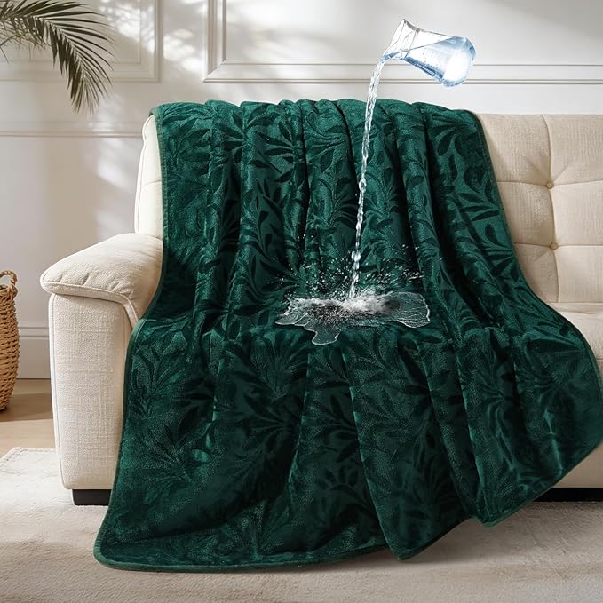 LOOBANI Waterproof Blanket for Couch: Soft Flannel Waterproof Dog Blanket with a Storage Bag, Stain & Leak Proof Pet Blanket, Reusable Furniture Protector for Pets Messes, 50" x 60"