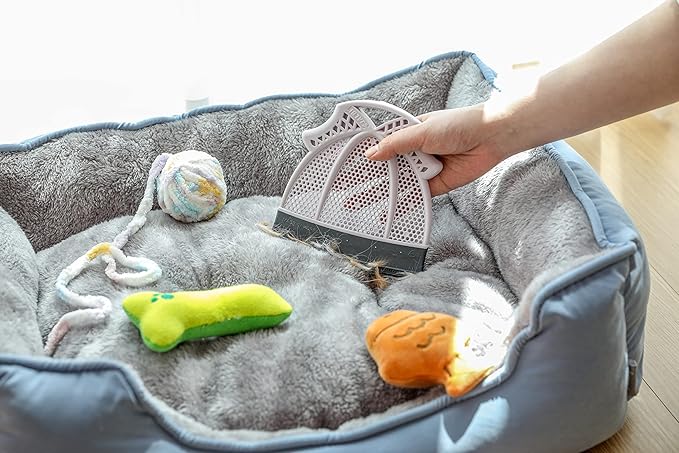 Broombi Pet Hair Remover, Cleans Lint, Dust, Human Hair - Reusable Silicone Blade Removes Dog and Cat Hair, Animal Fur - for Furniture, Rugs, Fabric, Clothes, Pillows, Bedding, Car Seats White