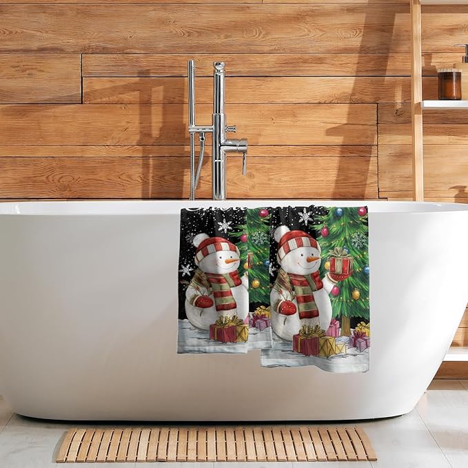 Giwawa Winter Snowman Hand Towels Set of 2 Xmas Tree Fingertip Face Towel Holiday Decorative Absorbent Dish Towels for Bathroom Kitchen Hotel Spa