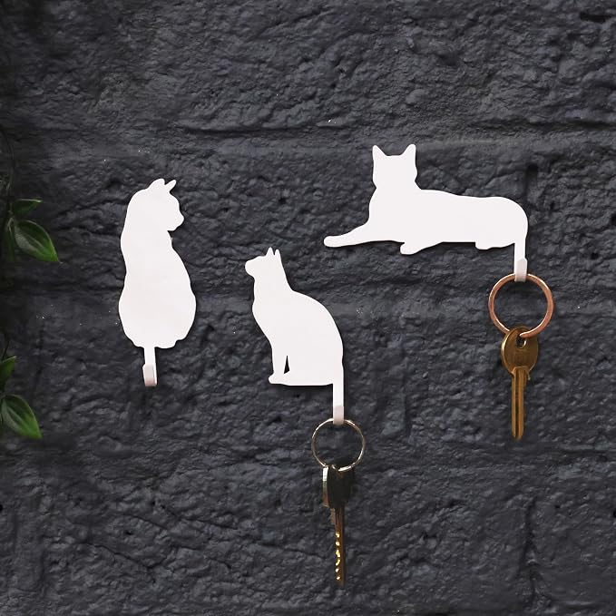 Suck UK Cat Hooks - Cat Keyholders - Novelty Gift for Pet Lovers - Decorative Metal Hangers for Keys Leashes Towels Pet Collars & Small Items - Multi Use Home Decor & Wall Hook Key Holder Organizer