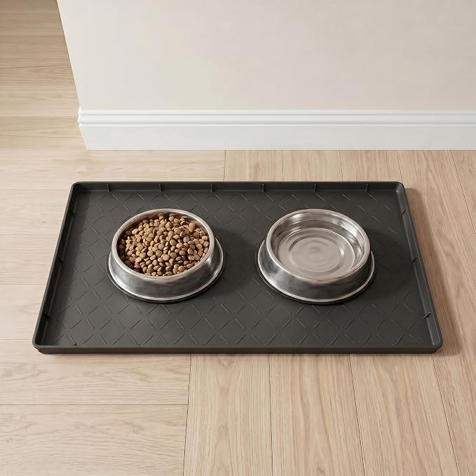 MateeyLife Silicone Waterproof Mat for Dog & Cat Food Mat 19"X12" | BPA-Free Non-Slip Pet Feeding Mat, Dog Food Tray for Food & Water Bowls, Protect Floor Against Spills, Classic Black