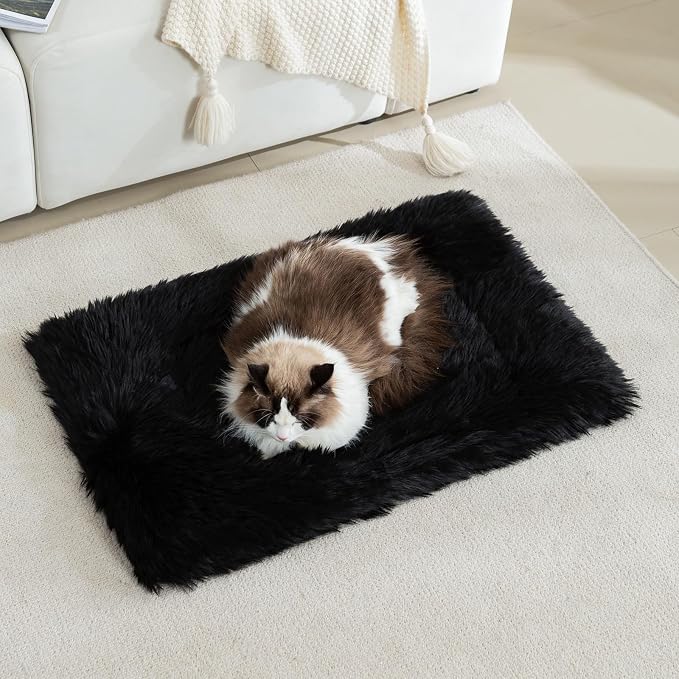 Fluffy Cat Bed Mat 19.6"x31.4" Furry Small Dog Cats Cushions for Indoor | Black Faux Fur Fuzzy Puppy Pads for Pet Sleep
