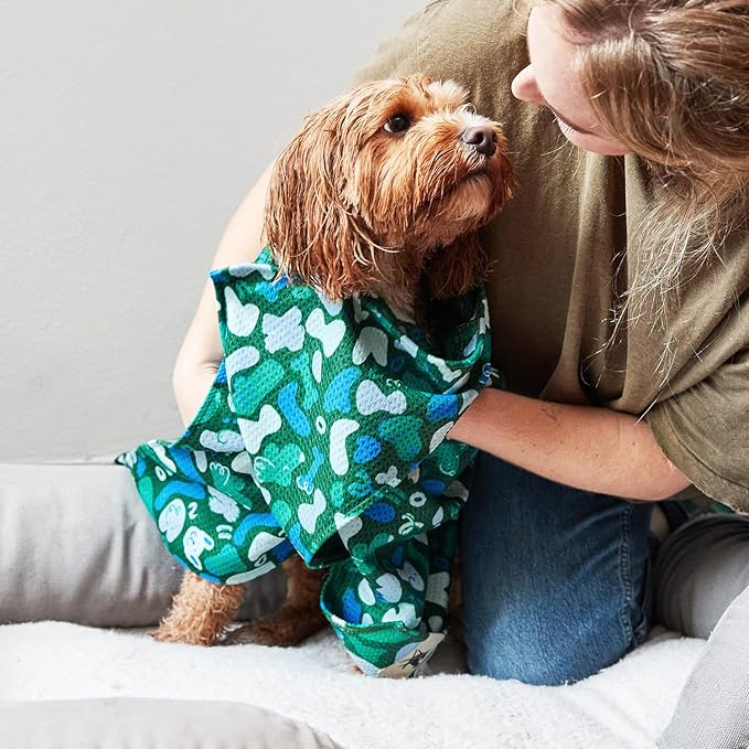 Dock & Bay Pet Towel - Super Absorbent & Quick Drying Dog Towels with Bag - 100% Recycled - Where's Woofy, Large (120x70cm, 47x27)