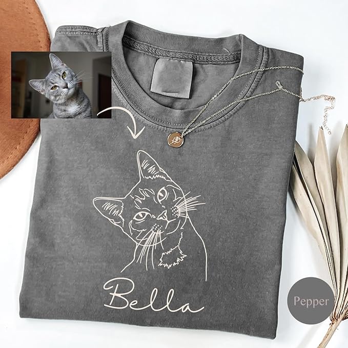 Personalized Dog Portrait Hoodie, Custom Pet Photo Sweater Shirt for Women, Dog Mom Hoodie, Customized Cat Potrait Sweatshirt, Pet Owner Gifts, Gift for Dogs Cats Lover DS01