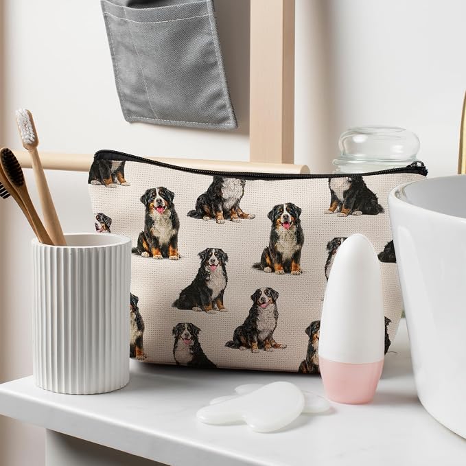 Bernese Mountain Dog Makeup Bag, Bernese Mountain Lovers Gifts Cosmetic Bag for Women, Dog Mom Lovers Owner Gifts for Women Christmas, Pet Lover Gift Zipper Travel Makeup Pouch for Purse