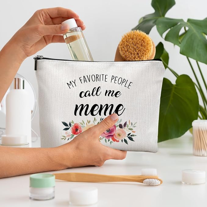 DILSJ Meme Gifts Makeup Bag, Grandma Gifts For Christmas From Grandkids Bags For Women, My Favorite People Call Me Meme Zipper Makeup Pouch Travel Organizer Toiletry Bags & Cases